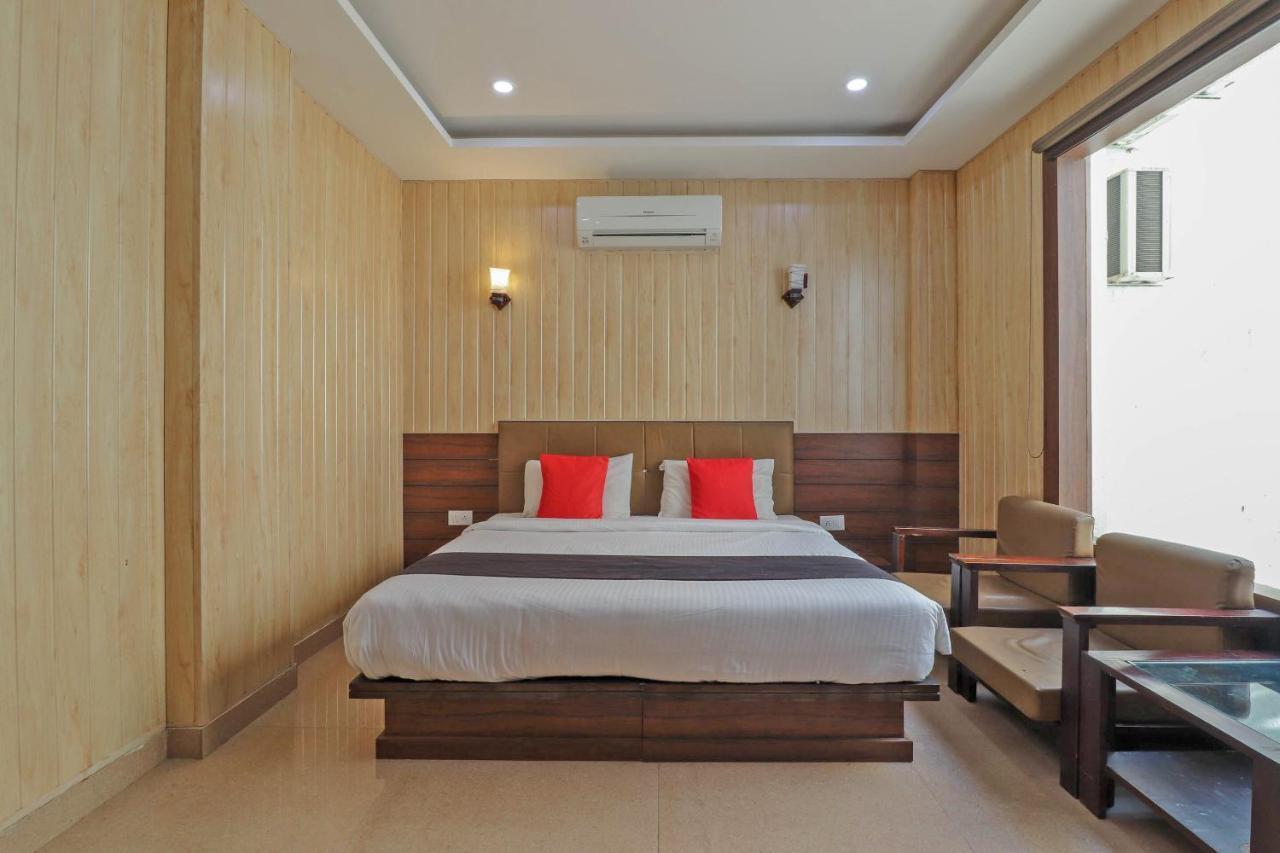 Capital O 76444 Hotel Hill-Top Inn Narendra Nagar Eksteriør bilde